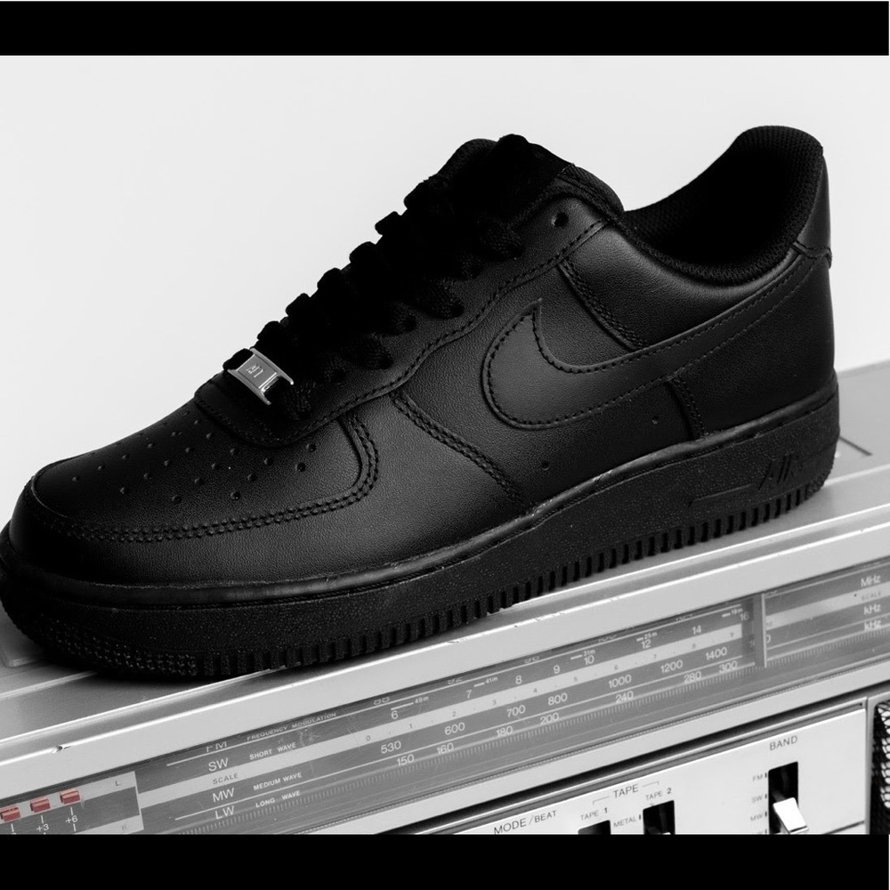 Nike Air Force 1 ‘07 - Black sz. 11